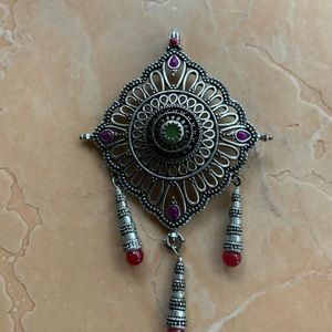 Lucky brand massive pendant